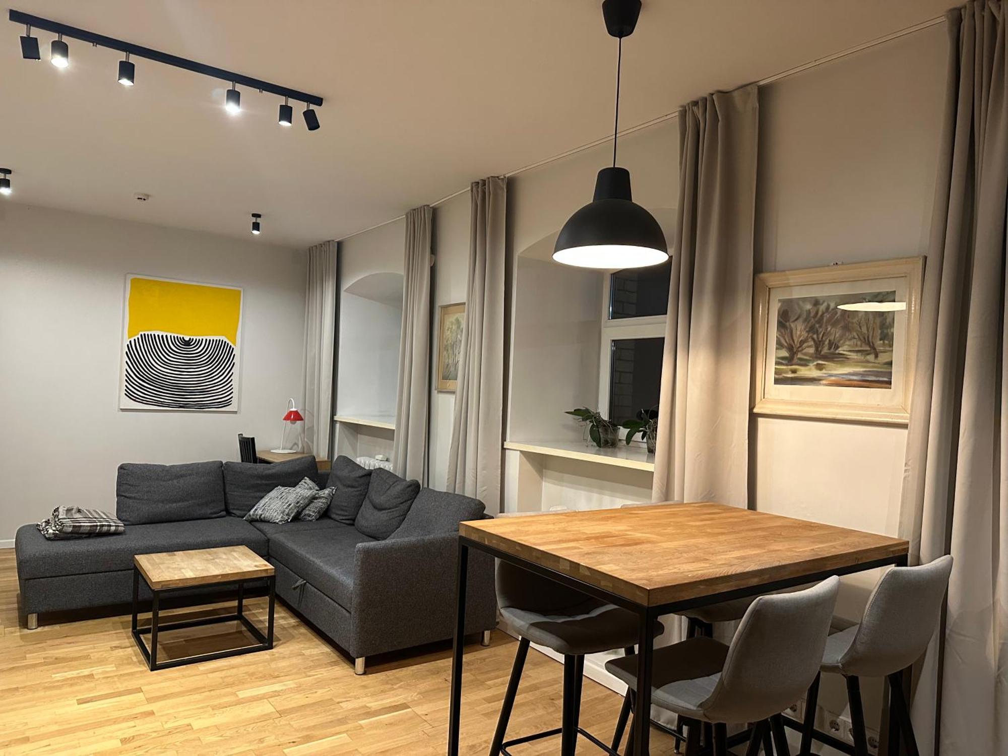 Mini Home Bookshop Studios Вилнюс Екстериор снимка