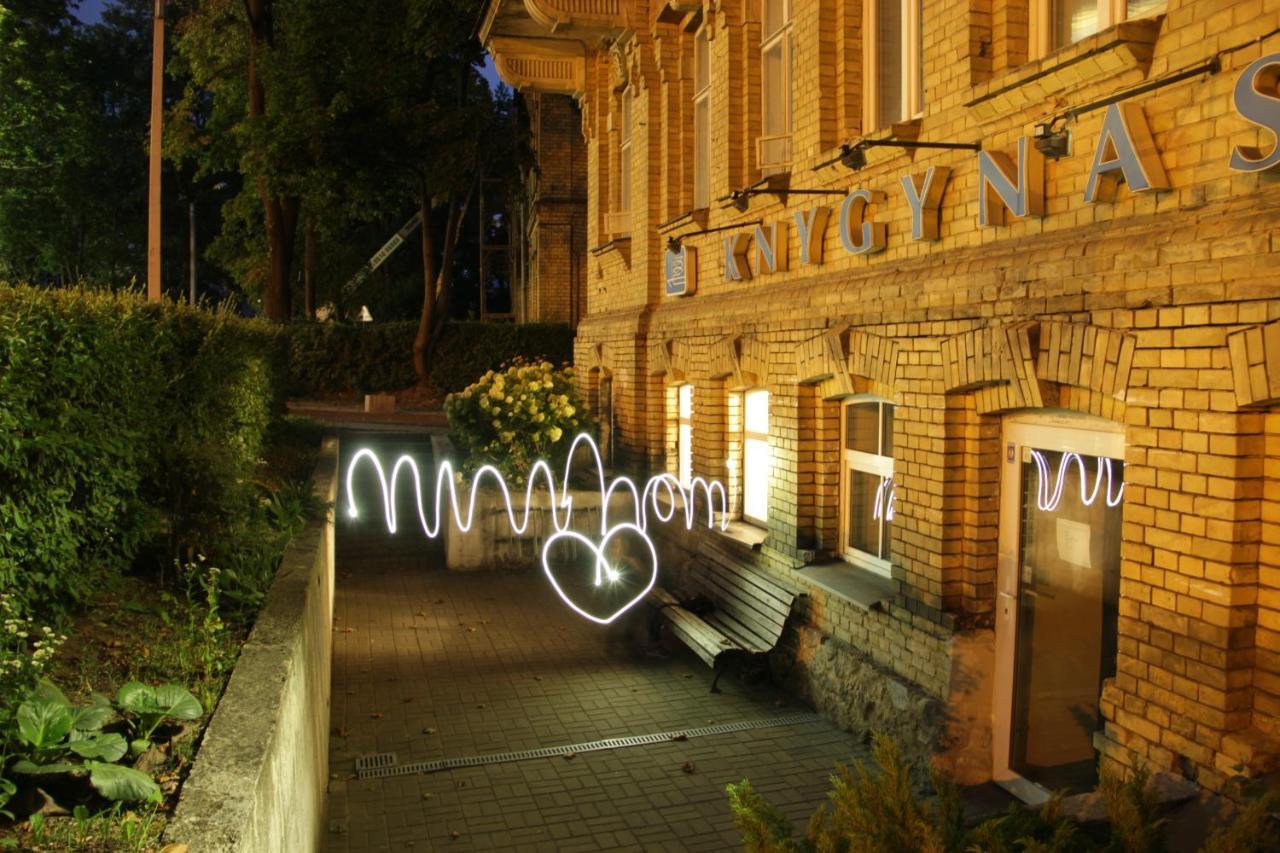 Mini Home Bookshop Studios Вилнюс Екстериор снимка
